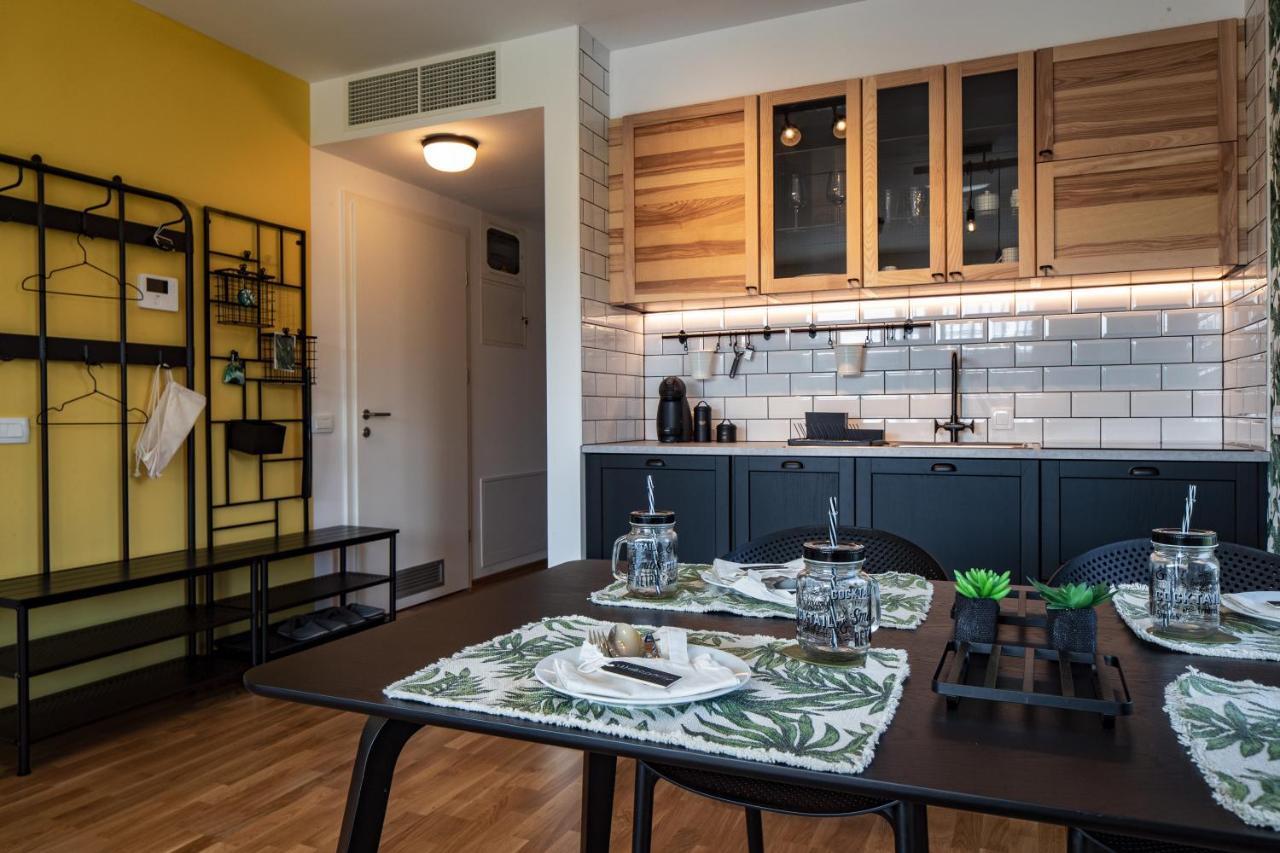 Jungle Mesh Lux Apartment Μπλεντ Εξωτερικό φωτογραφία